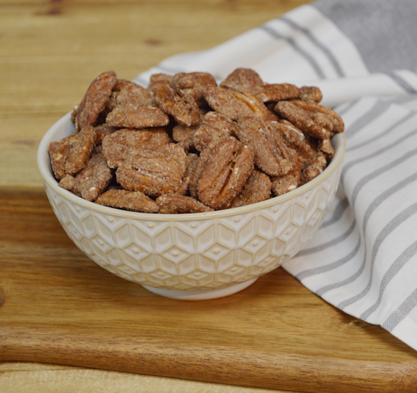 1 lb. box Cinnamon Pecans
